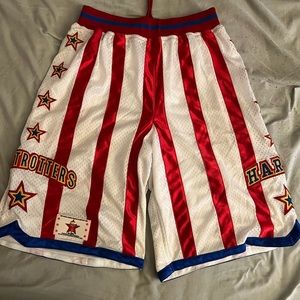 Harlem Globetrotters Shorts.
